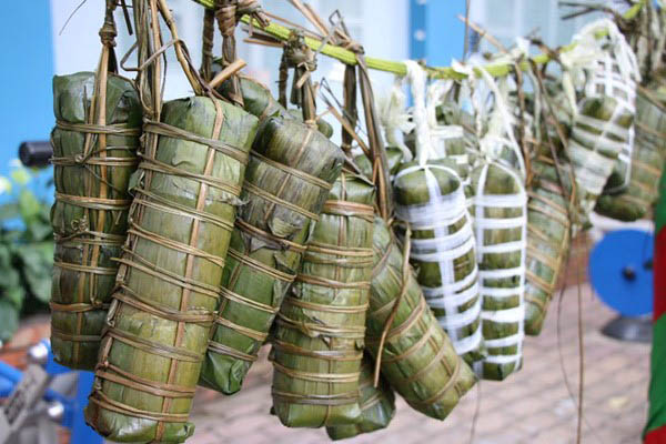 bánh tét món ngon ngày tết miền trung