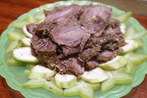 bắp bò nấu gì ngon hầm bia