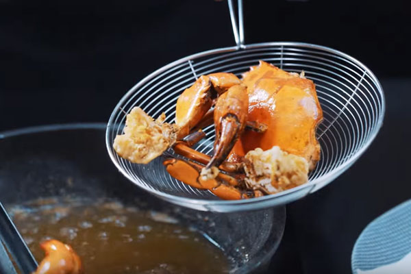 cách làm cua rang muối hồng kông