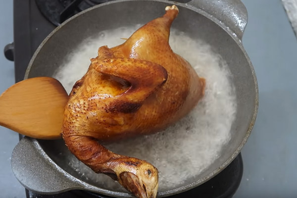 cách làm lẩu gà ớt hiểm