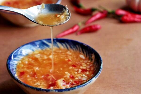 làm nước mắm trộn gỏi