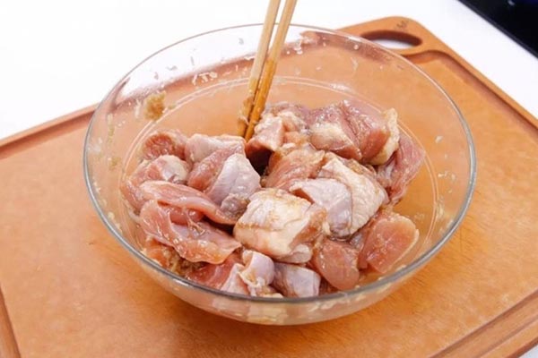 lẩu gà dấm bỗng