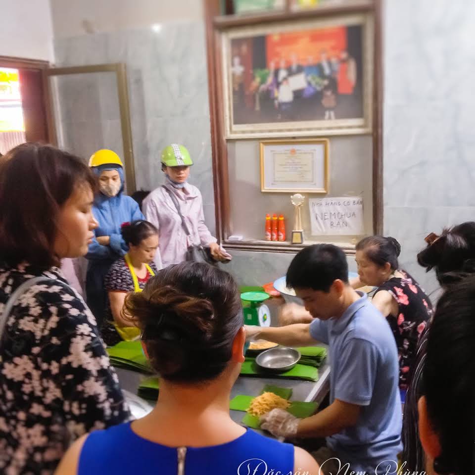 Đặc Sản Nem Phùng Chính Hiệu Thị trấn Phùng Đặc Sản Nem Phùng Chính Hiệu Thị trấn Phùng