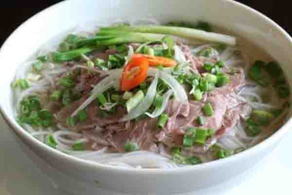 phở bò tái gầu