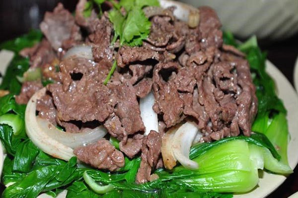 thịt bò xào rau cải chip
