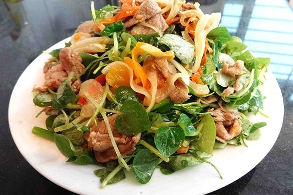 thịt bò xào rau càng cua