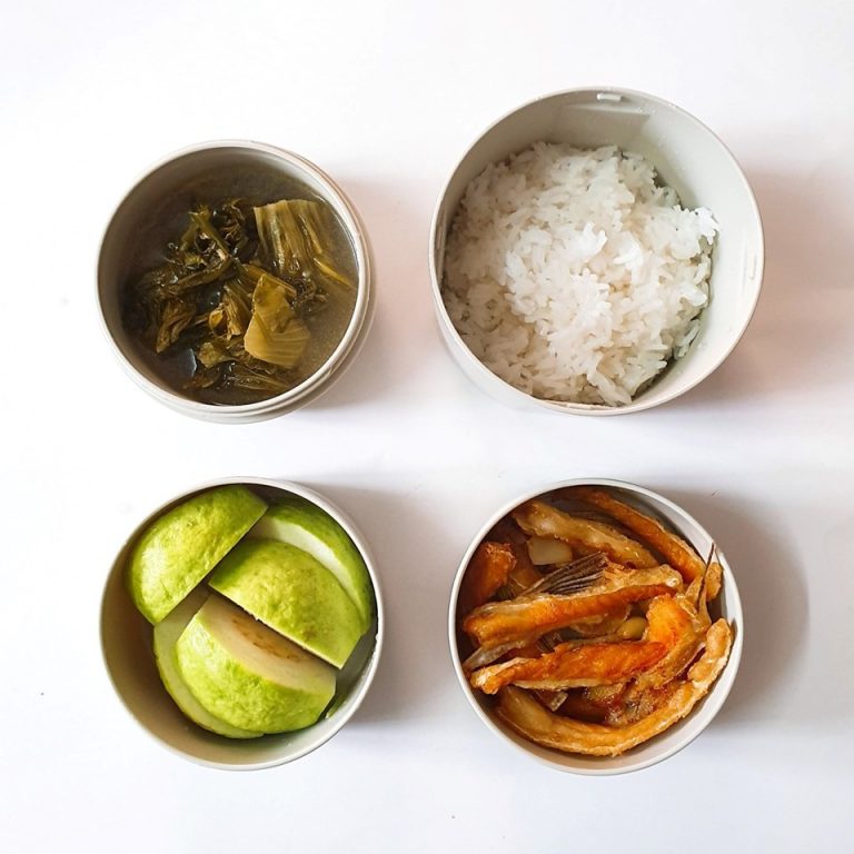 thực đơn hàng ngày cho bé 7 tháng tuổi